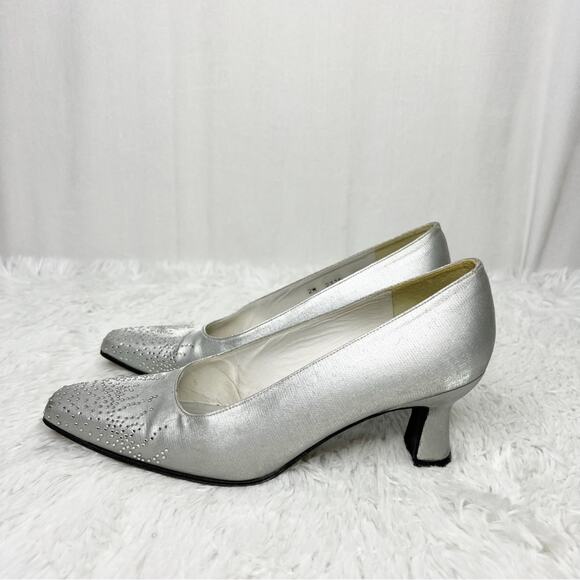 STUART WEITZMAN / vintage metallic silver jewel embellished pump heels / 6.5 - Picture 3 of 11